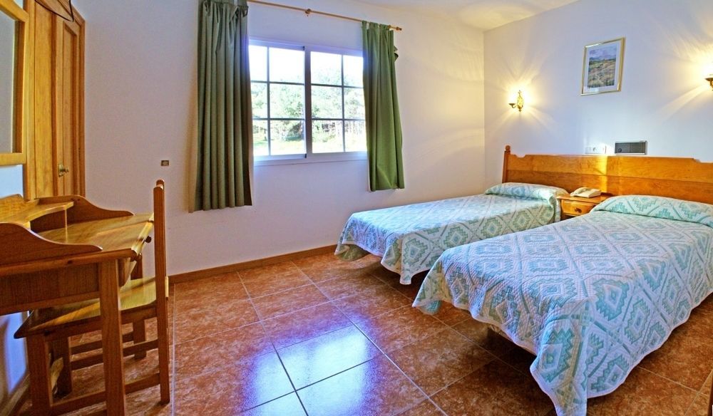 Duerming San Vicente Hotel 圣维森德马尔 外观 照片